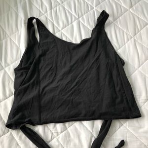 Lululemon top!!